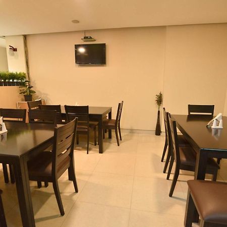 Dibrugarh Club House Hotel Kültér fotó