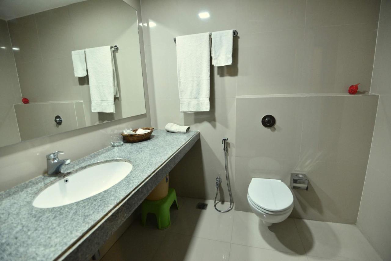 Dibrugarh Club House Hotel Kültér fotó